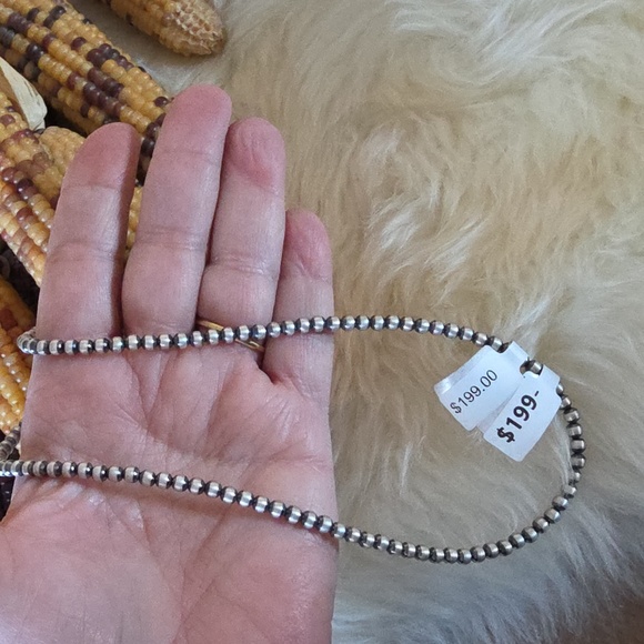18″ 8mm Navajo Pearls Beautiful NWT Native American Navajo 18\